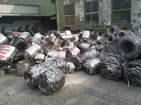 Minh Khang Phát nhận thu mua phế liệu tại Quận Tân Bình với giá cao, thanh toán nhanh